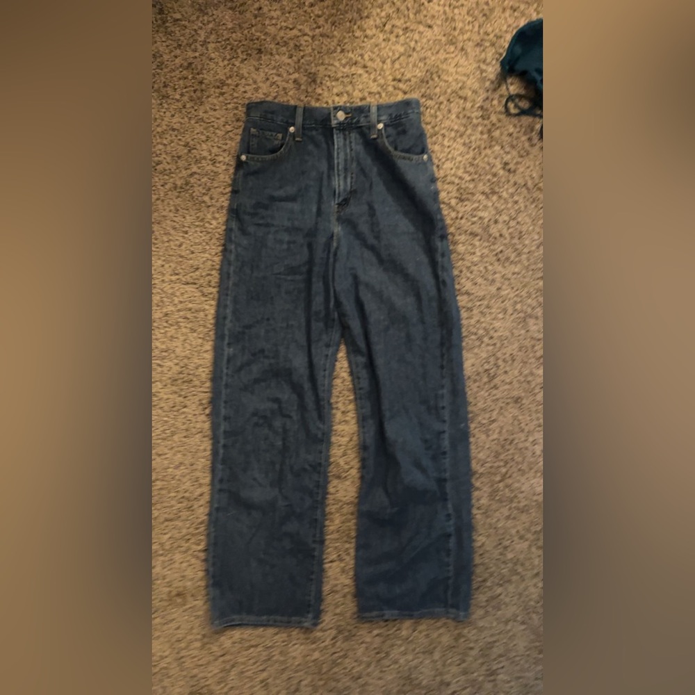 Levi’s high wasted size 26 jeans